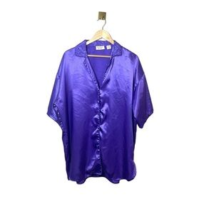 VINTAGE Victoria’s Secret Gold Label Purple Satin Paisley Collar Shirt Size M/L